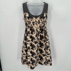3/$16 KIMCHI BLUE Dress Size 4 Dark Floral Fit Flare Sleeveless Urban Outfitters